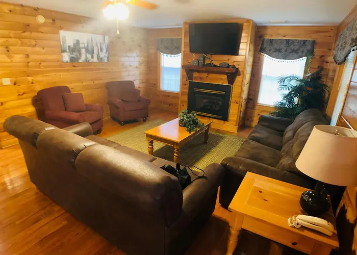 Briarstone Lodge Condo 13D By Eden Crest